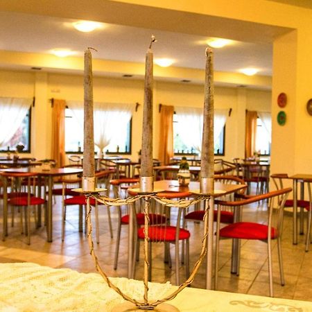 אלמירוס Hotel Alos מראה חיצוני תמונה
