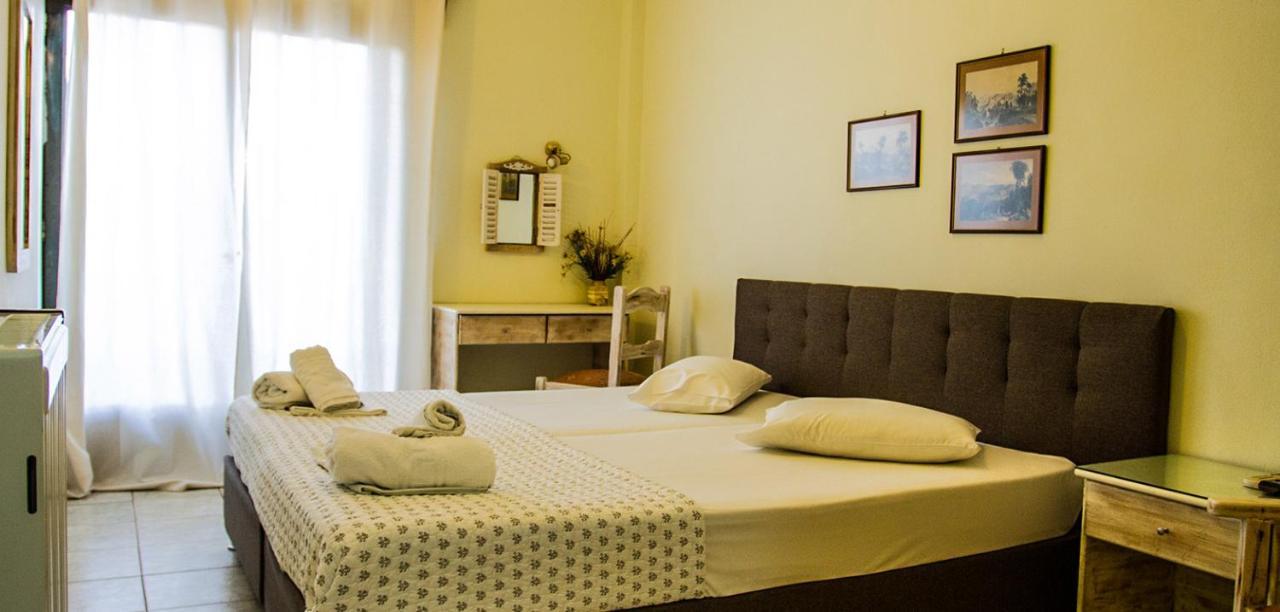 אלמירוס Hotel Alos מראה חיצוני תמונה