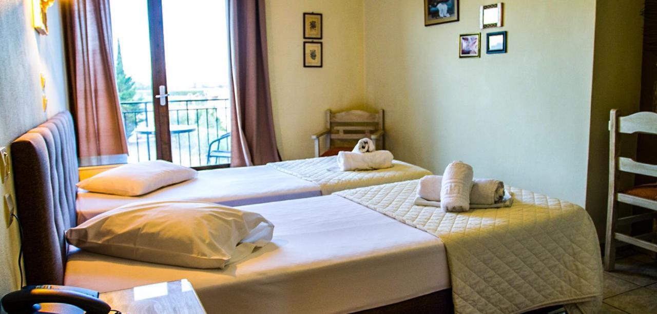 אלמירוס Hotel Alos מראה חיצוני תמונה